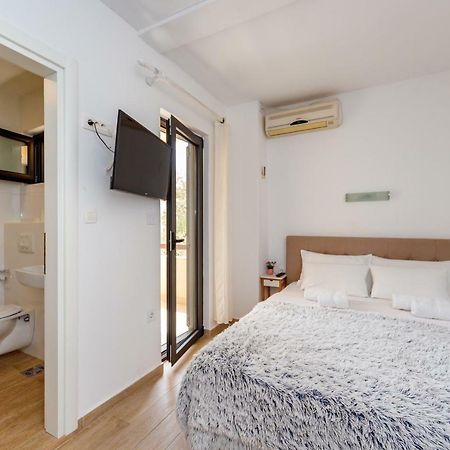 Gregovic Family Apartments Petrovac Exterior foto