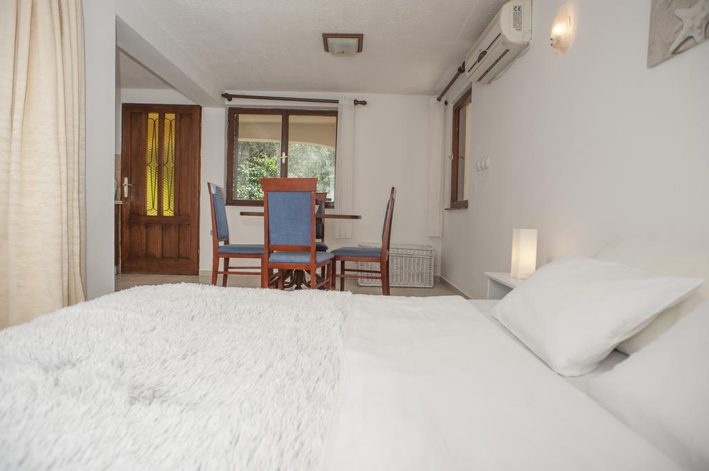 Gregovic Family Apartments Petrovac Exterior foto