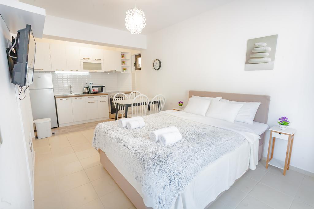 Gregovic Family Apartments Petrovac Exterior foto